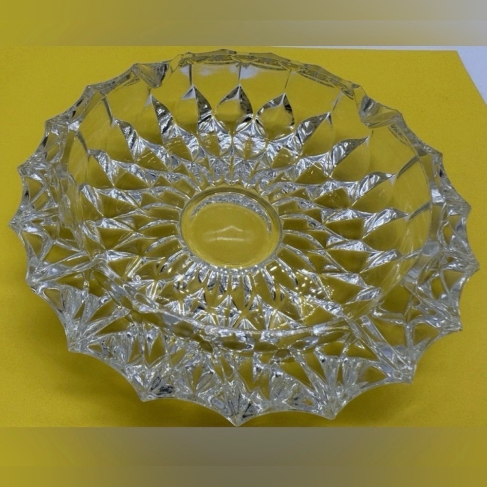 Vintage Heavy Cut Crystal Ashtray Catchall Bowl Retro Mid Century Decor - Picture 10 of 10
